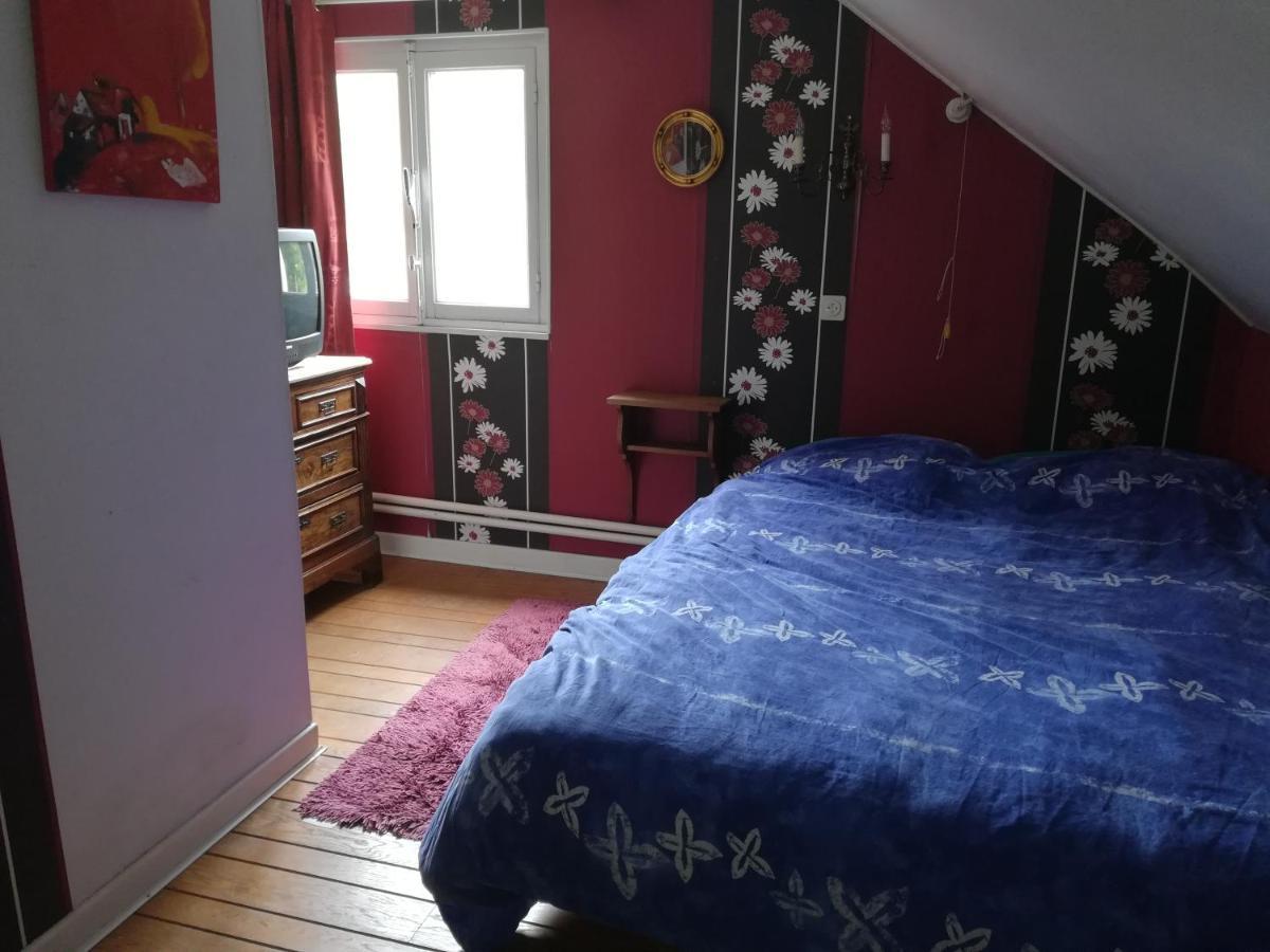 Propriete Bordee D'Etangs, Propice A La Detente Florenville Dış mekan fotoğraf