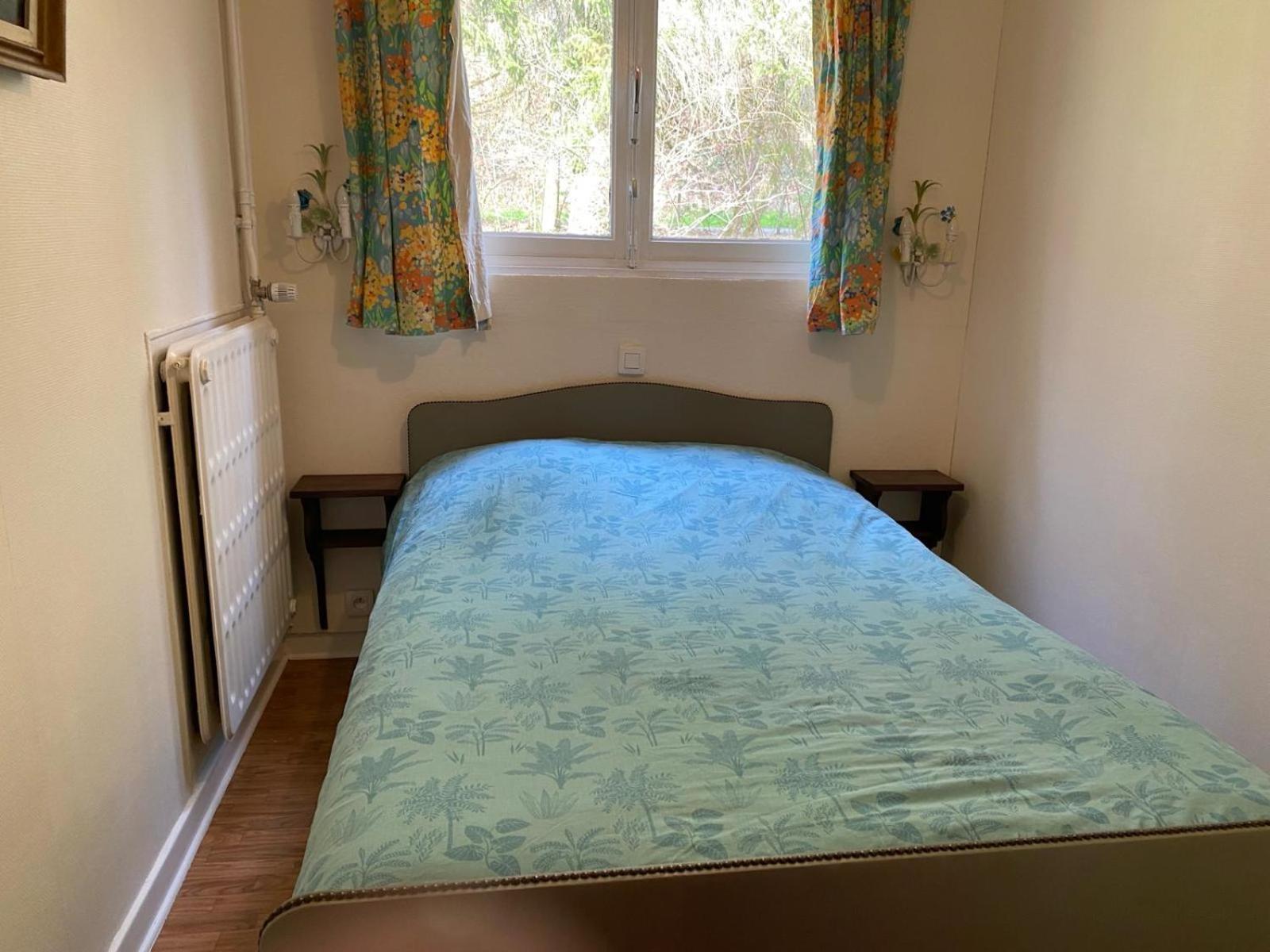 Propriete Bordee D'Etangs, Propice A La Detente Florenville Dış mekan fotoğraf